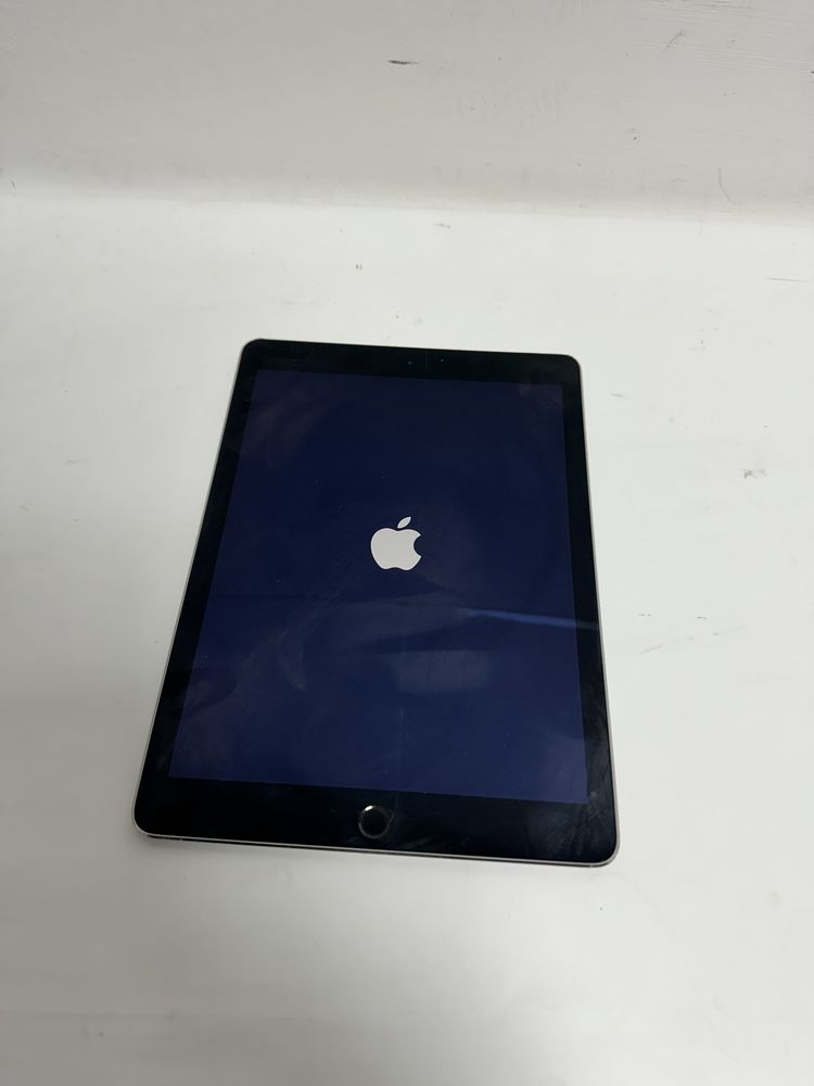 Tableta Ipad Air 2 piese,dezmembrez,model cu sim