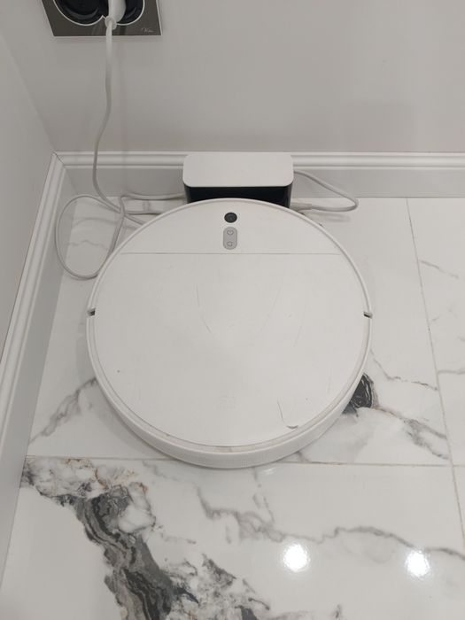 Продат Робот пылесос