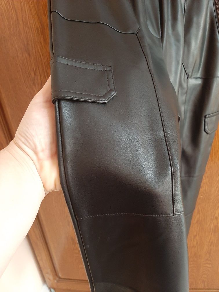 Pantaloni din piele damă