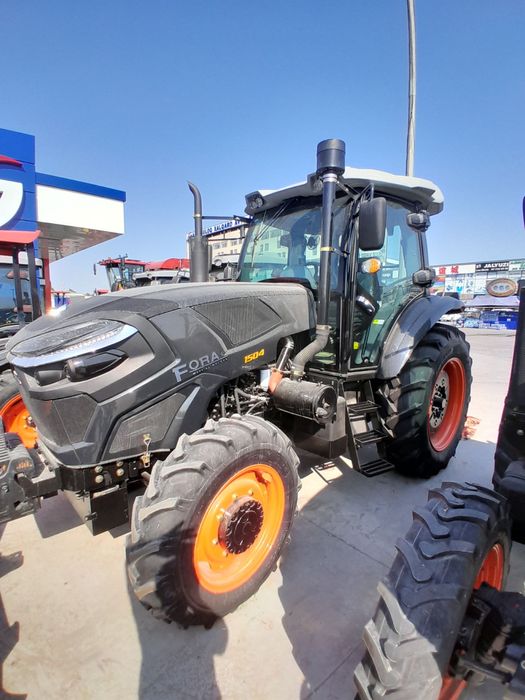 Трактор Fora 304 кабина