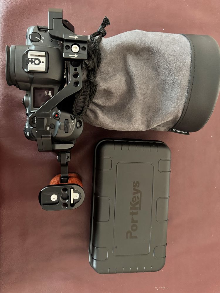 Canon r5 Canon Rf obektiv 3 pakalina 24x104