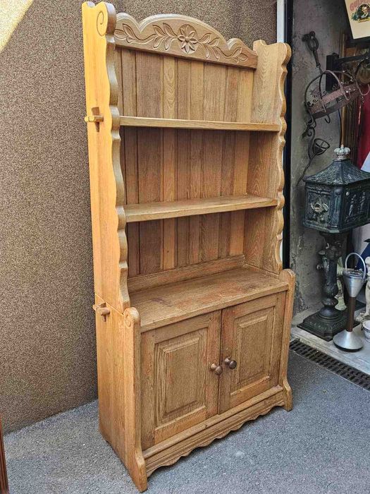 Шкаф/библиотека уникална изработка