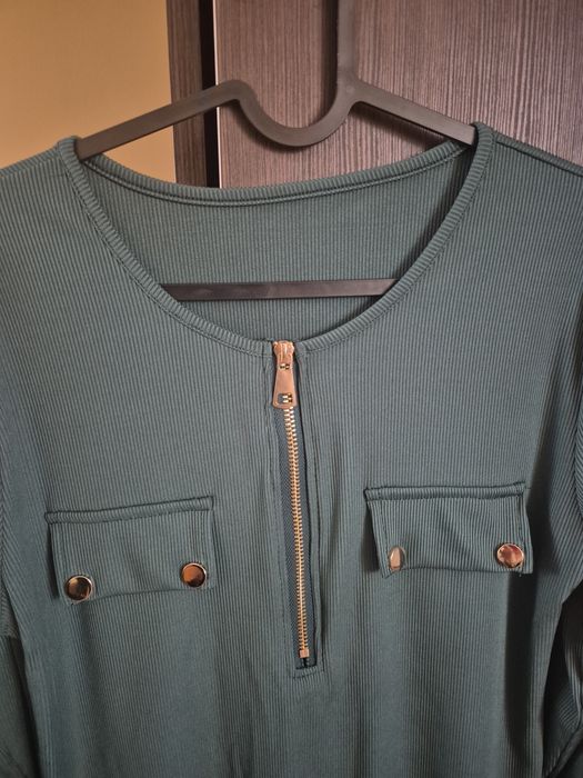 Продавам блузки Л размер