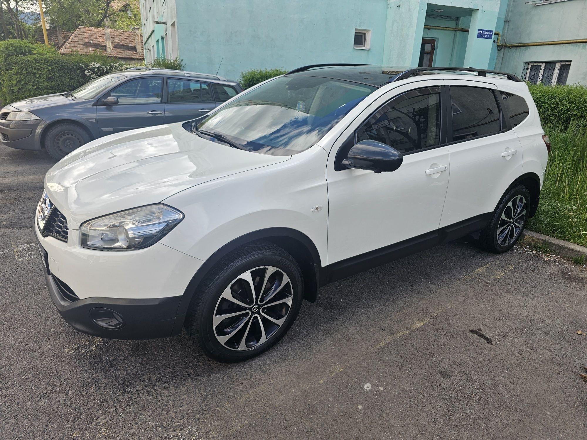 Vând Nissan Qashqai +2 sau schimb cu auto pe GPL