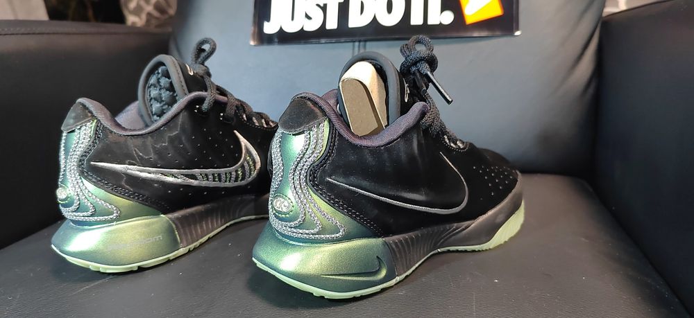 Nike Lebron XXI, номер 36
