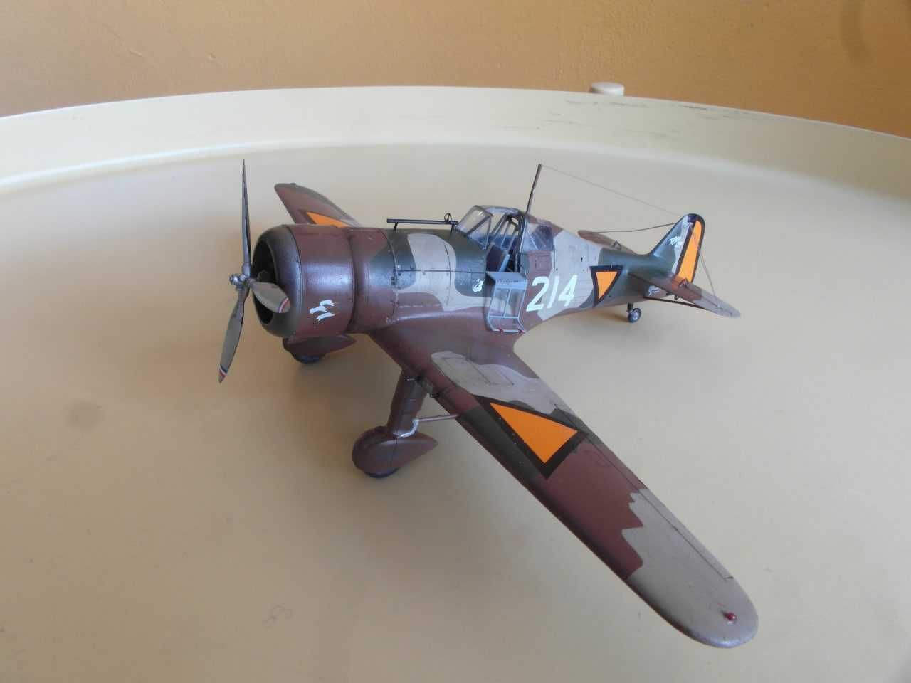 Сборная модель самолета Фо́кер D.XXI (NOVO. 1:72)