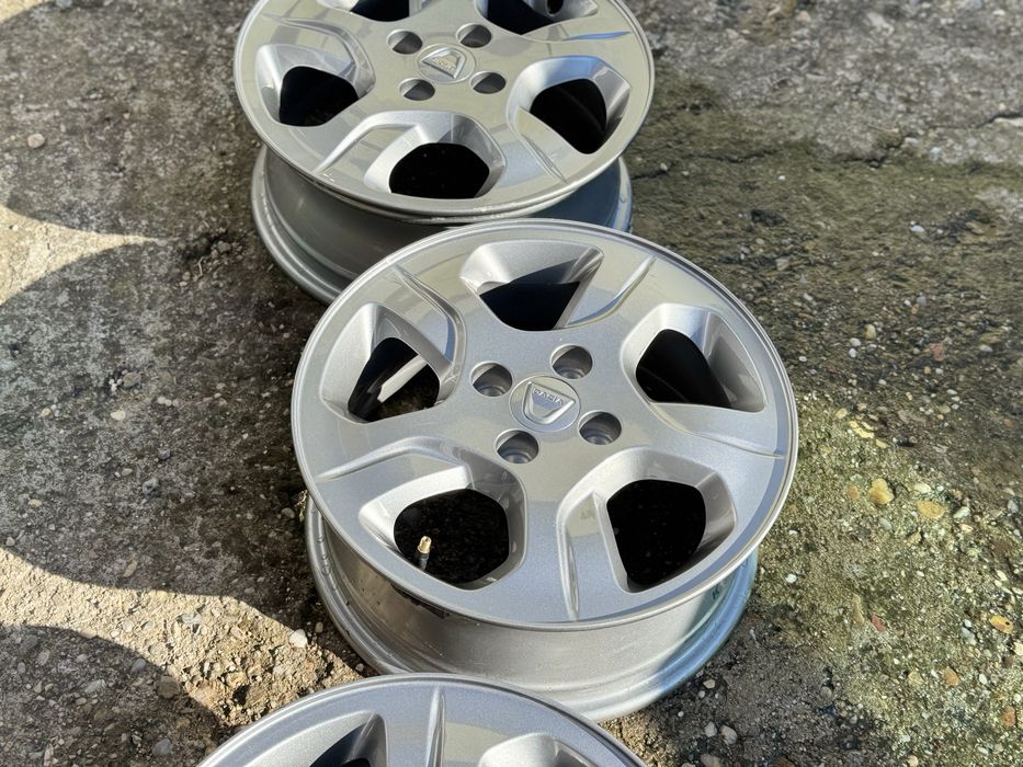 Jante Dacia r15 originale ca noi!