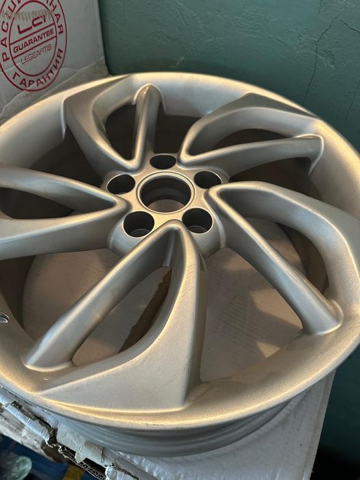 Продам диски R17 (НОВЫЕ)