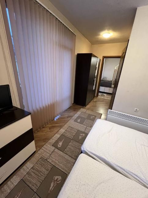 Дава се под наем Двустаен апартамент в Пловдив, Кършияка - 65 кв.м за 450 € - Снимка #4