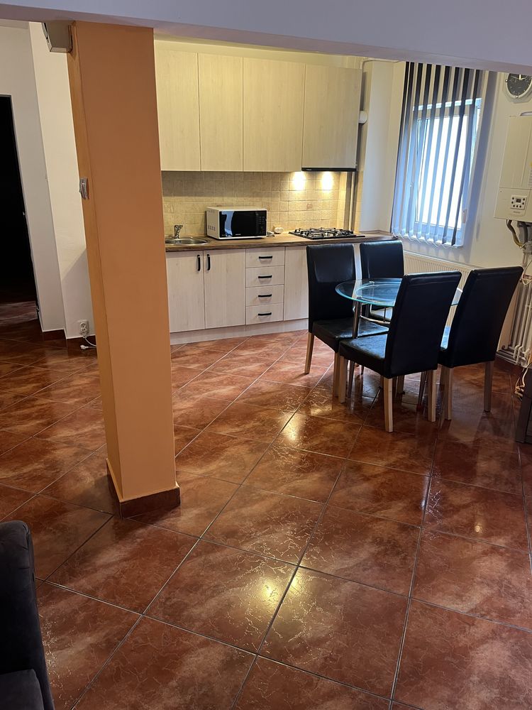 Apartament 2 camere in Centrul Civic