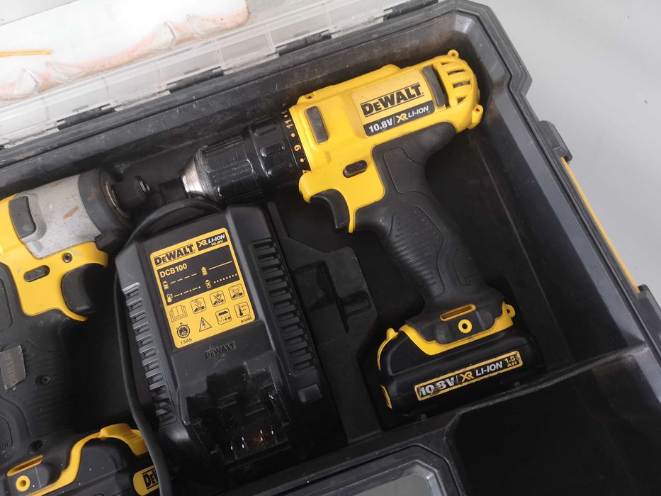 Винтоверт / Импактор - Dewalt 10.8V li ion