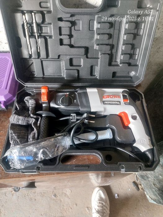 Продаю новый перфоратор