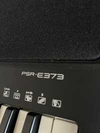 Продаю синтезатор  Yamaha psr-E373
