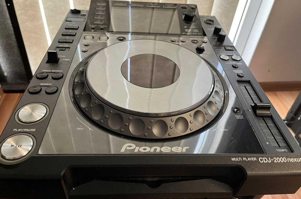 Pioneer CDJ-2000NXS