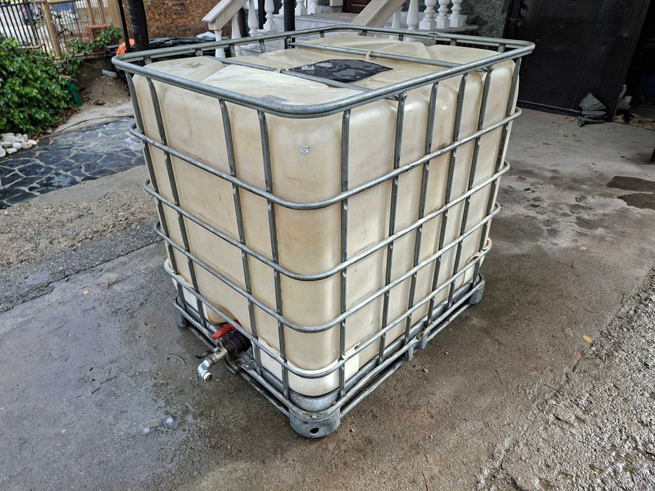 Бидон 1000 л. с кран 3/4