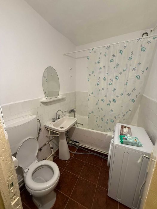 Inchiriez garsoniera con 1