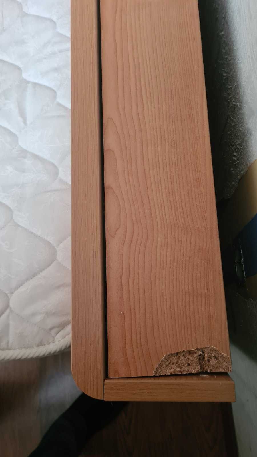 Продавам спалня за матрак 160/200