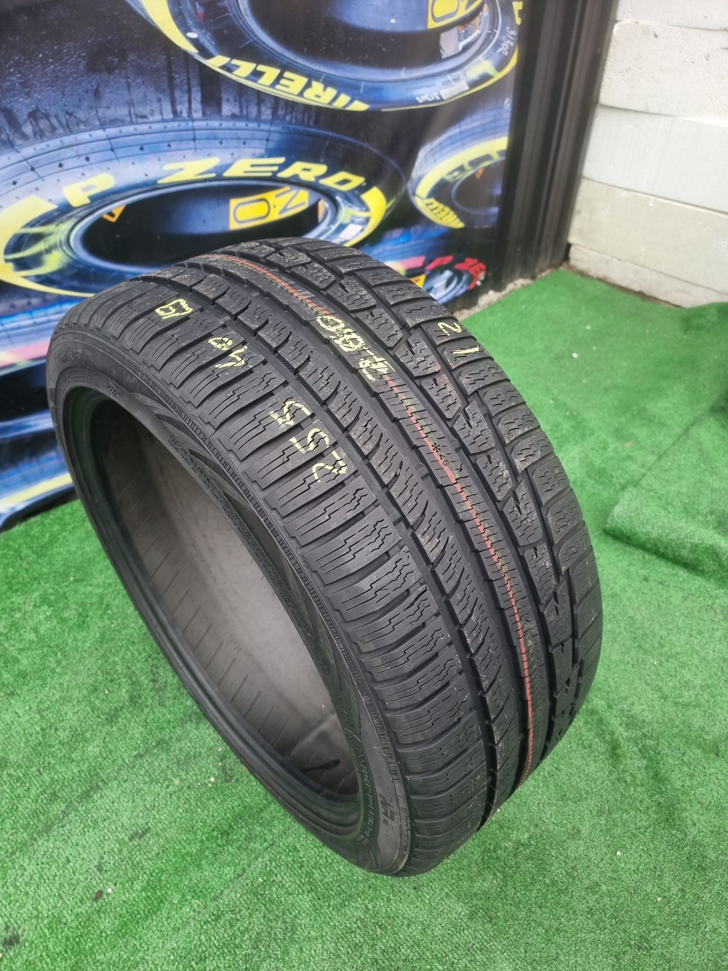 255.40.19 nokian m+s