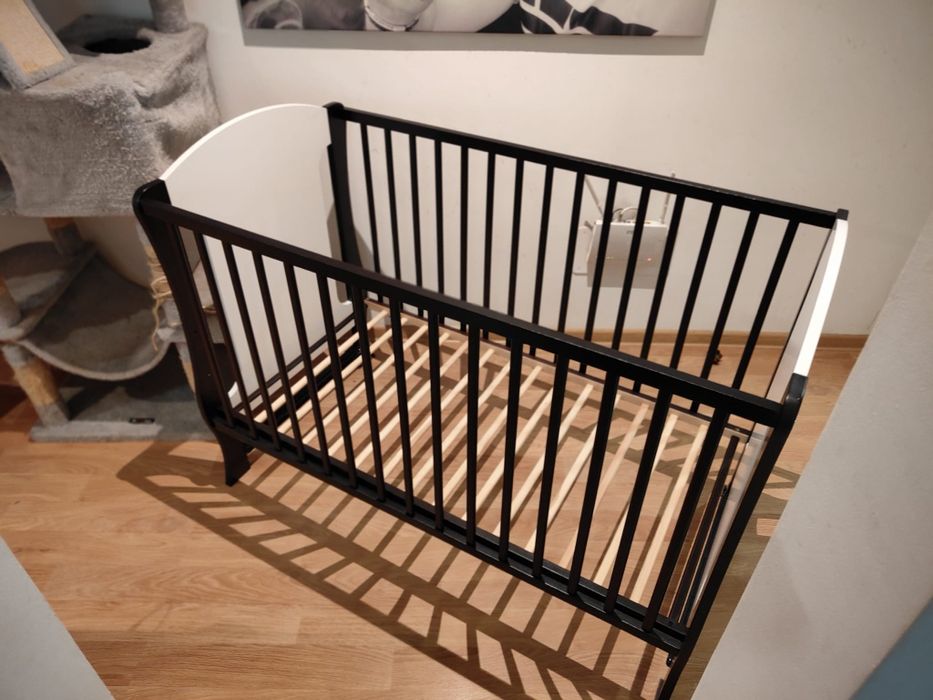 Vând Pătuț bebei nou