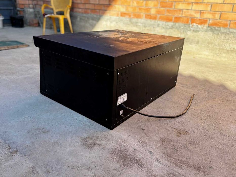 Пицца-печь FlameMax, отличное состояние.