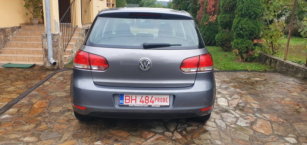 Golf 6 1.6 MPI 102 CP EURO 5 Dublu climatronic incalzire in scaune pil