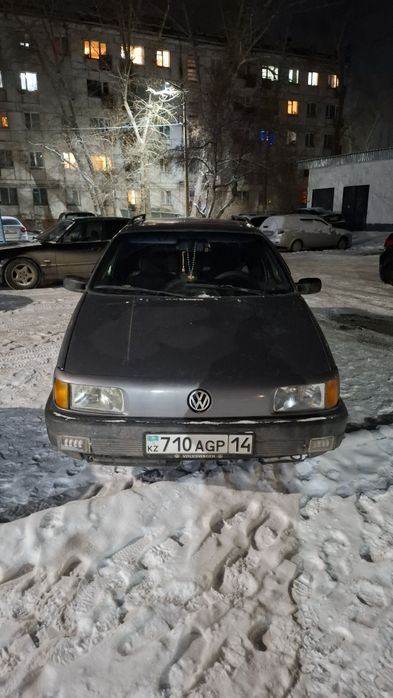 Продам пассат 1.8 1989год карбюратор моно есть коса на месте эбу тоже