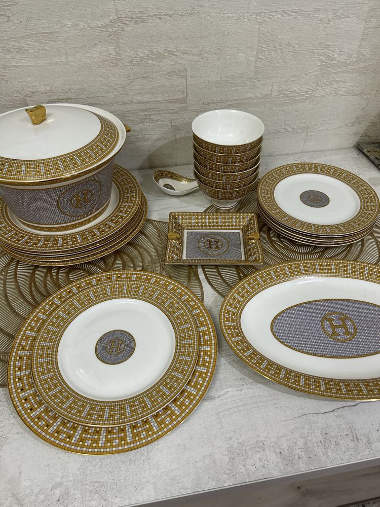 Продам сервиз оригинал Hermes