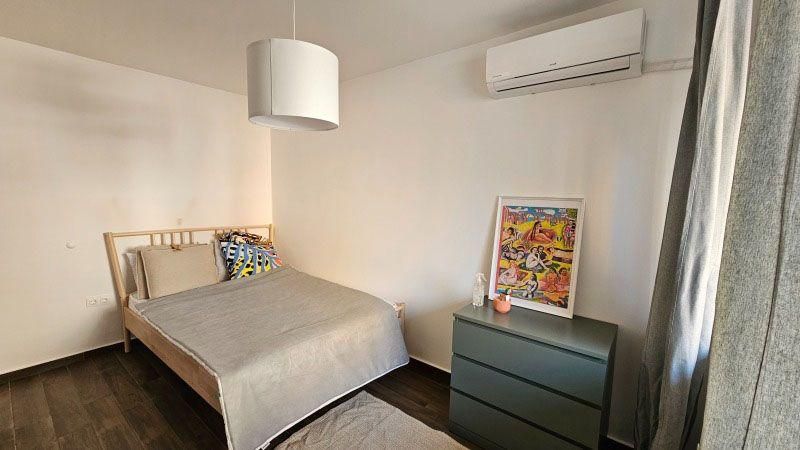 Двустаен апартамент  с ПАРКОЯМСТО в ж.к. Зона Б-19.