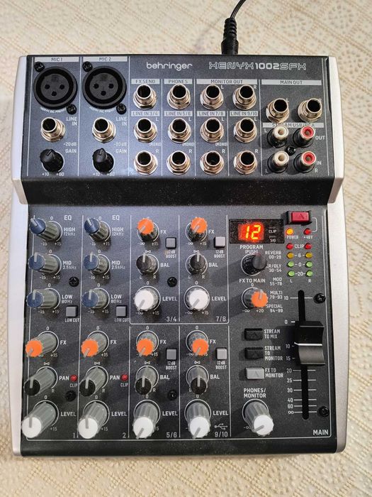 Mixer Behringer Xenyx 1002SFX