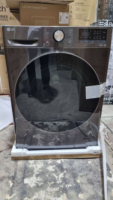 Стиральная машина LG Direct Drive Inverter, Steam и Turbo wash есть