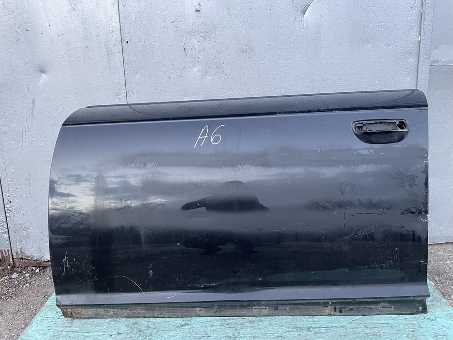 Предна лява врата тава за Audi A6 4F