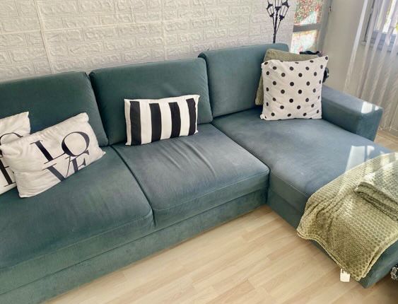 Мебели за хол и интериор – диван, скрин и шкафчета