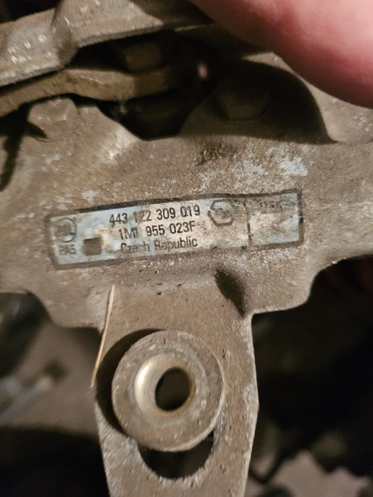 Механизъм за чистачки Голф 4/леон/а3