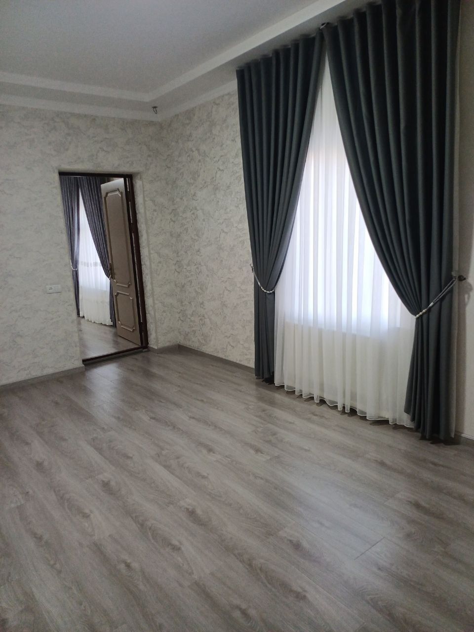 Аренда участка 3 ком 5 соток. Сергели с зади медиапарк