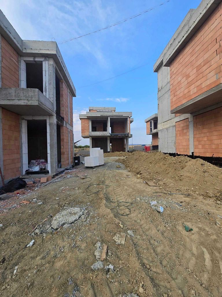Продава се Къща в с. Равда, Област Бургас - 340 кв.м за 1036 €/кв.м - Снимка #5
