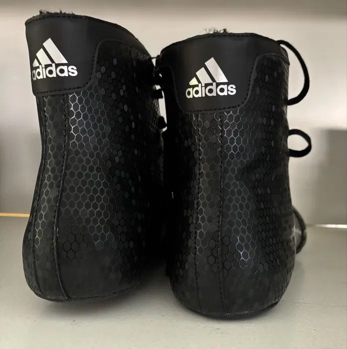 Ghete box adidas 46
