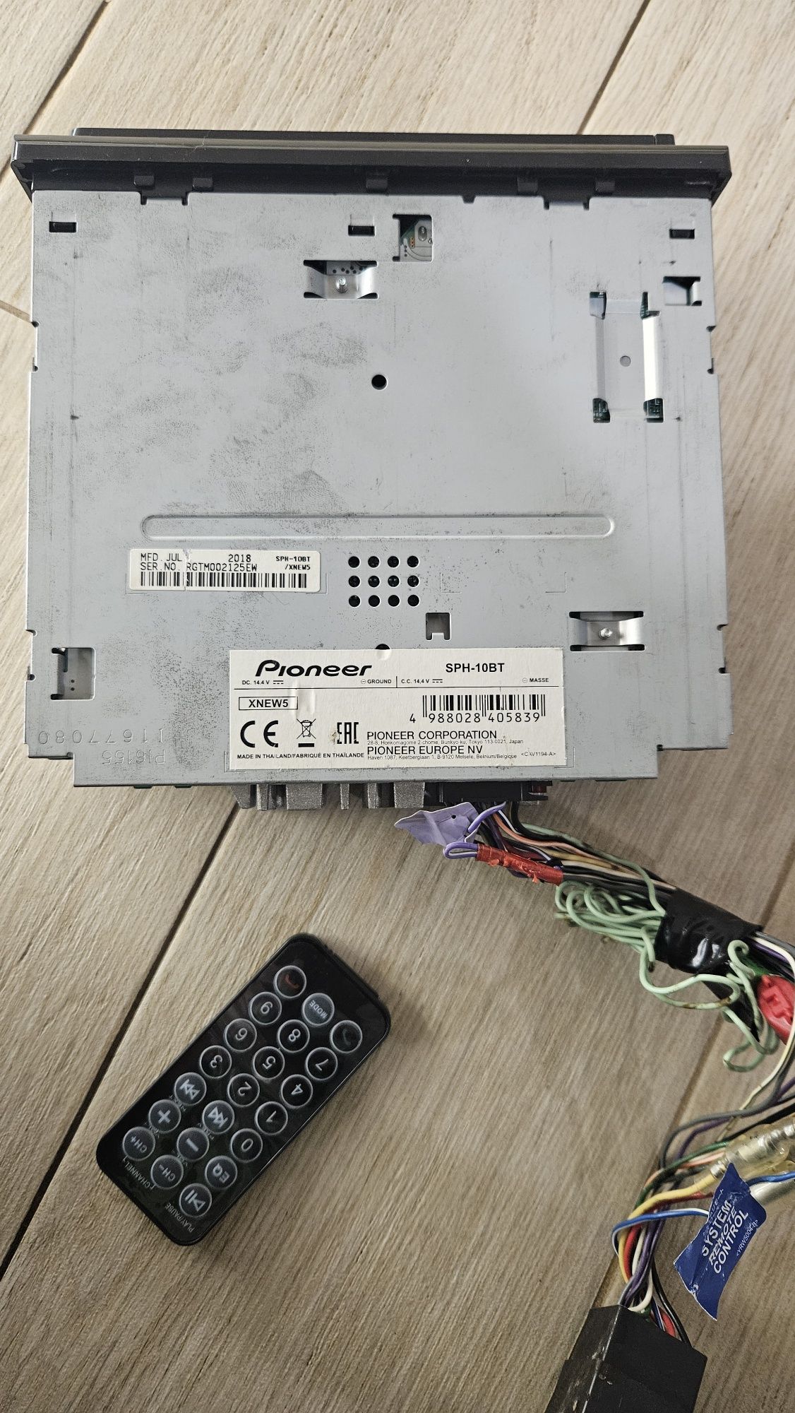 Плеър за автомобил Pioner SPH-10BT