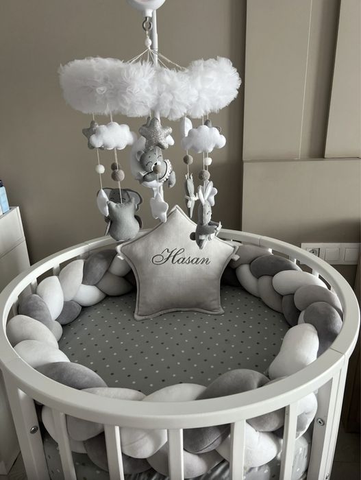 Детская кроватка