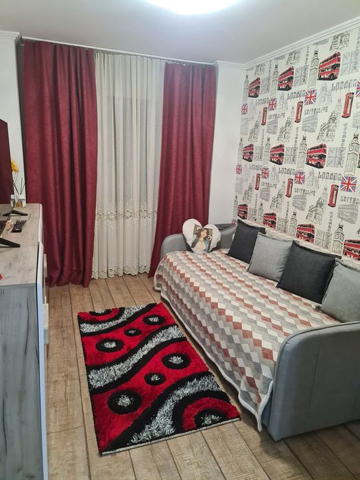 Apartament de vânzare cu posibilitate de spatiu comercial- 78mp2 zona