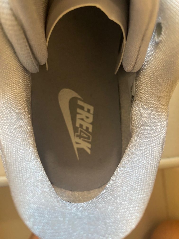 Nike Freak 4 GS 38 номер