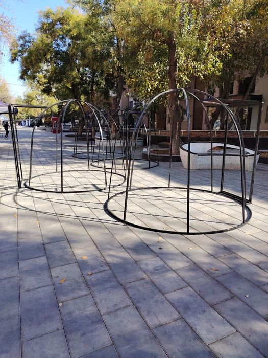 Капсула ва сиемний навес. Капсула ясаш хизмати. Етказиб урна и бериш.