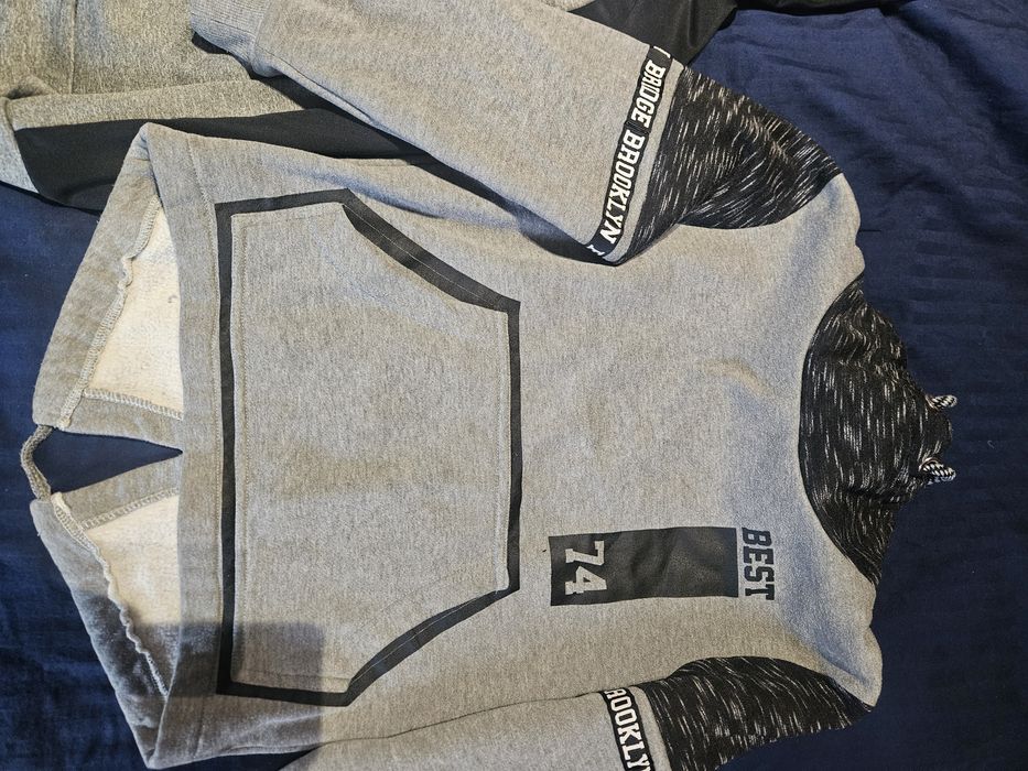 Лот за момче .Имам още доста много неща омалели са ни при интерес пише