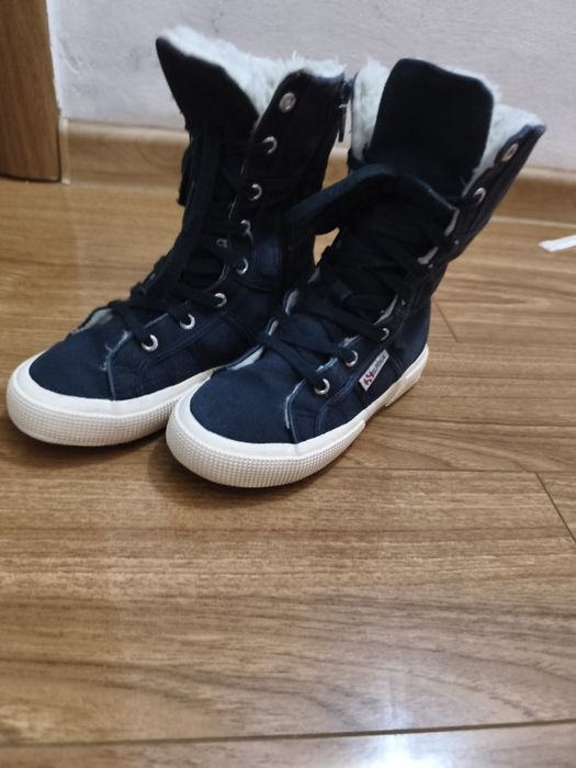 Bascheți Superga înalți