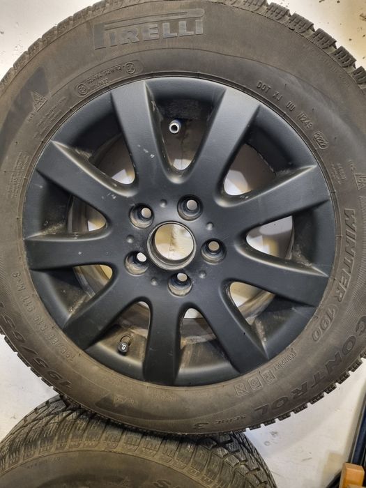 Roti de iarna anvelope Pirelli snowcontrol serie 3 195/65/R15