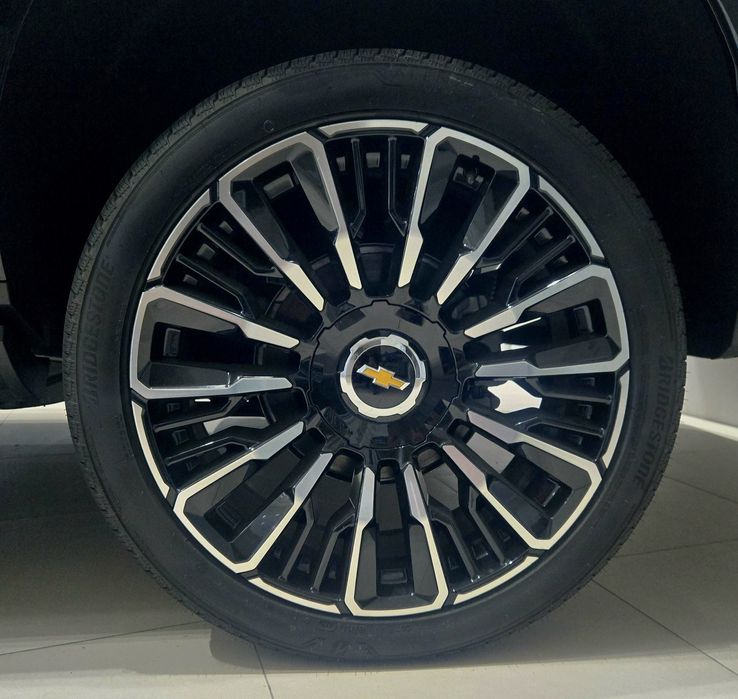 **Tahoe-2 qora 2025 masla