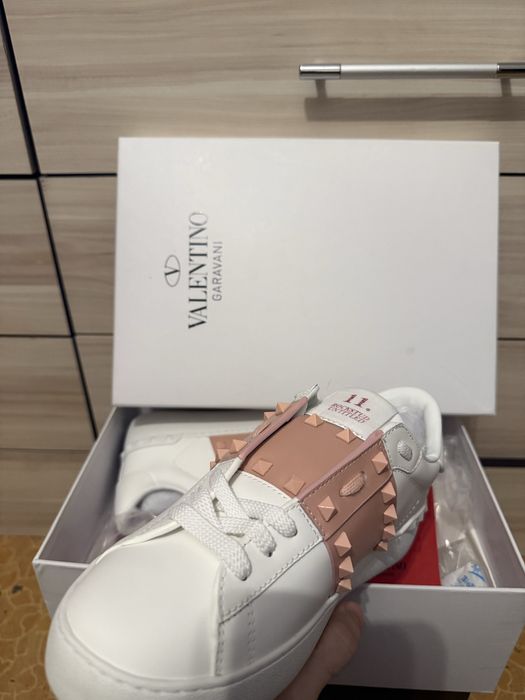 Valentino женски обувки 40 номер