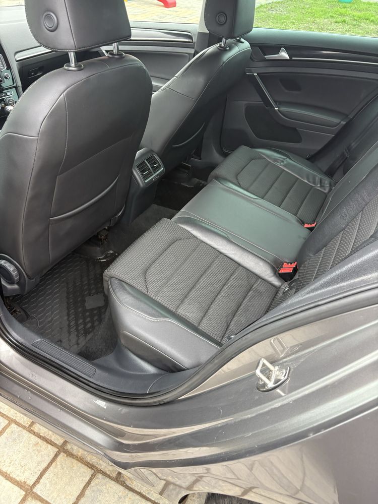 Volkswagen Golf 7 R line