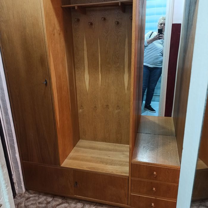 Vand cuier hol cu pantofar