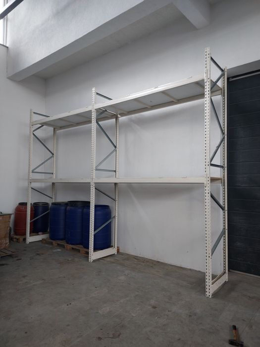 Rafturi metalice  disponibil pe stoc