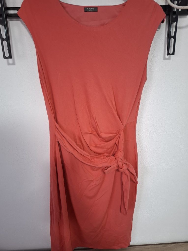 Rochie corai foarte comoda